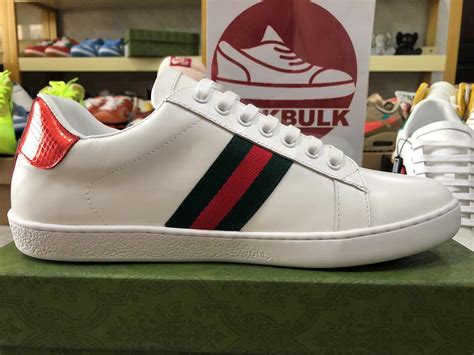 zhc custom gucci shoes|Customizing Gucci Shoes, then giving them to people!! .